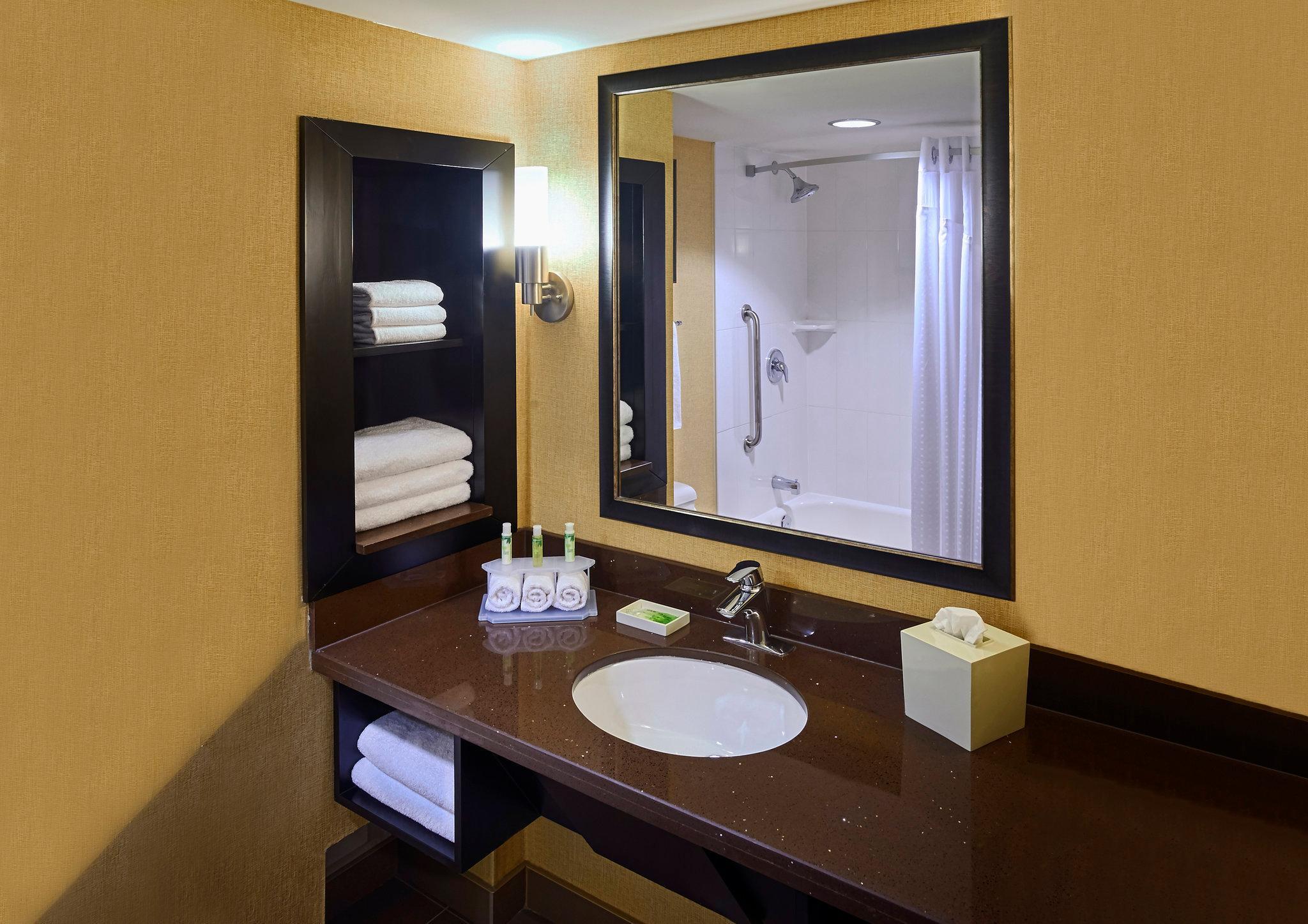 Holiday Inn Express And Suites Timmins By Ihg Kültér fotó