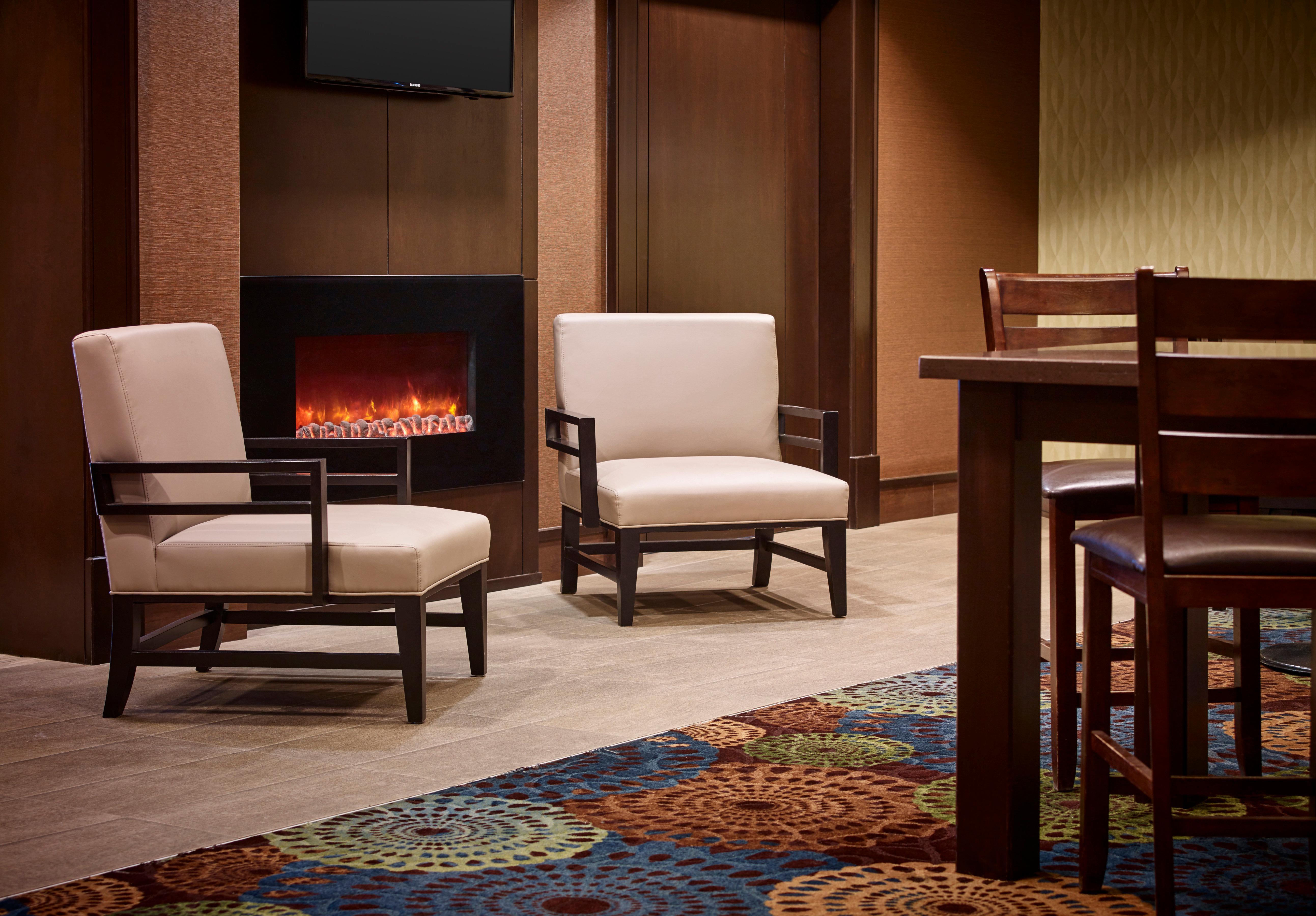 Holiday Inn Express And Suites Timmins By Ihg Kültér fotó