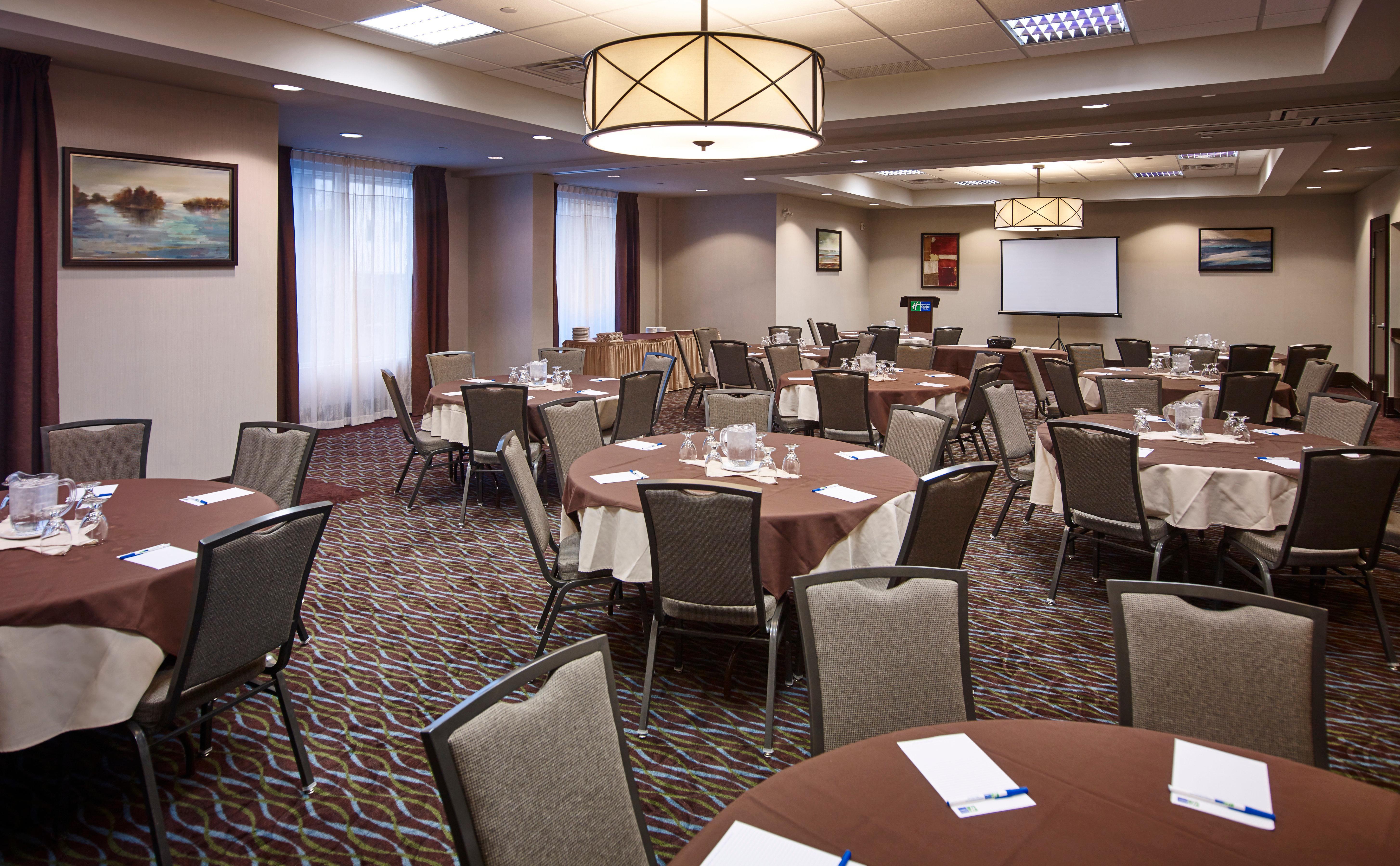 Holiday Inn Express And Suites Timmins By Ihg Kültér fotó
